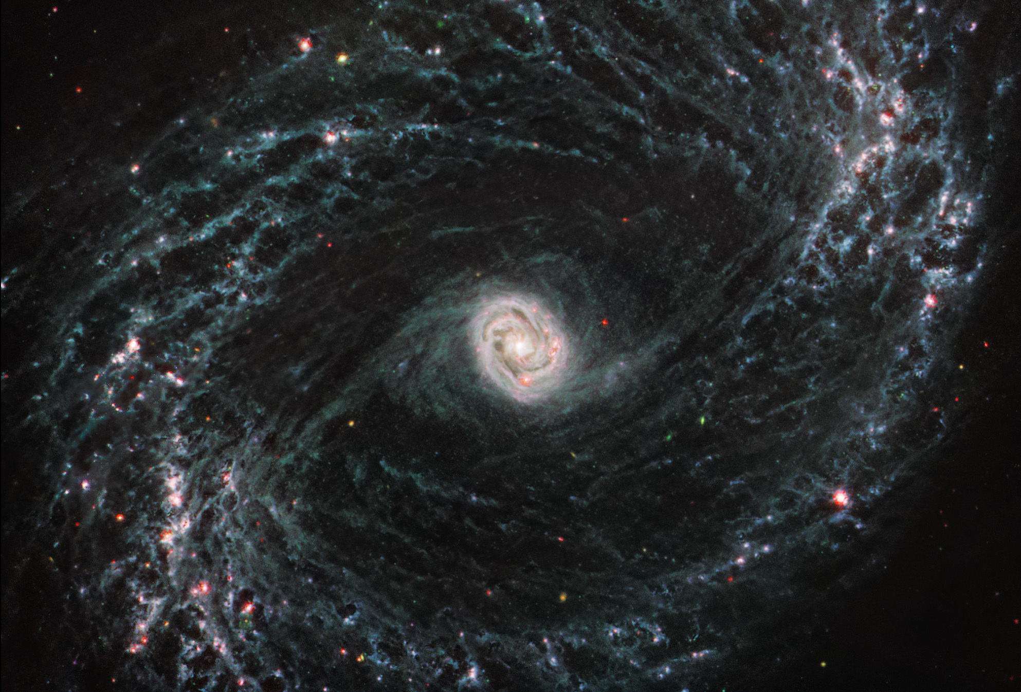 STScI-01GS7ZWFFAMJFSB6XXHRVQ7147
